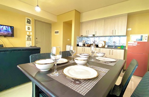 Pasay Condo | 180° Manila View near Airport, MOA, PICC and World Trade Center w/Massage chair
