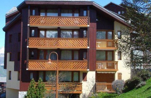 Vallandry Apartment | 180m from ski slopes, view mountain, balcony, tv, ski locker, 27m², Peisey-Vallandry