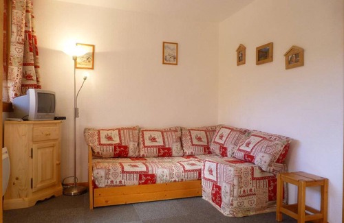 Vallandry Apartment | 180m from ski slopes, view mountain, balcony, tv, ski locker, 27m², Peisey-Vallandry