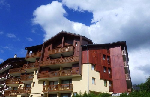 Vallandry Apartment | 180m from ski slopes, view mountain, balcony, tv, ski locker, 27m², Peisey-Vallandry