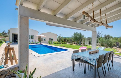 Arta Villa | 182 m² Villa ∙ 3 bedrooms ∙ 6 guests