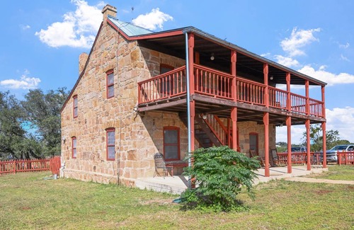 Llano House | 186 m² House ∙ 5 bedrooms ∙ 14 guests