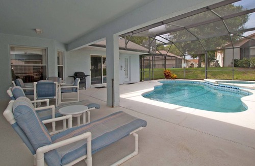 Greater Groves House | 188 m² House ∙ 4 bedrooms ∙ 10 guests