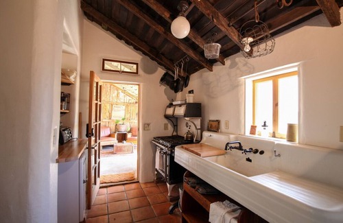 Barrio Viejo House | 1890's Rootbeer Adobe House