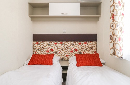 New Forest District House | 18D Shorefield Country Park, SHOREFIELD COUNTRY PARK
