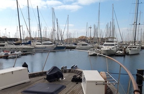 Cap d'Agde Boat Rental | 18m yacht at the quay