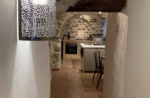 Brignon Apartment | 18th century village stone house, beautiful views, swimming pool, near Uzès