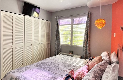 Bajura Apartment | #19 - 2 King, 1 Queen BR Beach Apartment @ Isabela