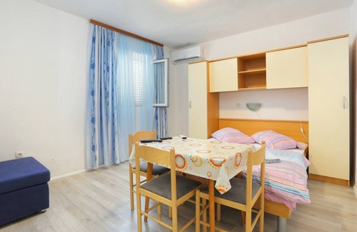 Tucepi Apartment | 19 m² Studio flat ∙ 1 bedroom ∙ 3 guests