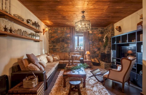 Aghios Athanasios House | 190 m² House ∙ 13 guests