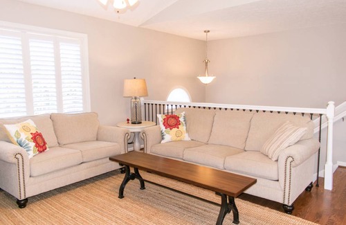 Rustburg House | 191 m² House ∙ 4 bedrooms ∙ 8 guests