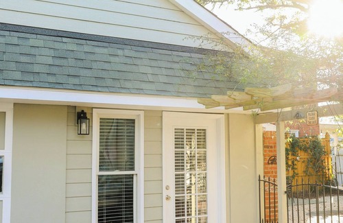 Wilmington House | 1916 Coastal Grandmother & modern ADU with firepit