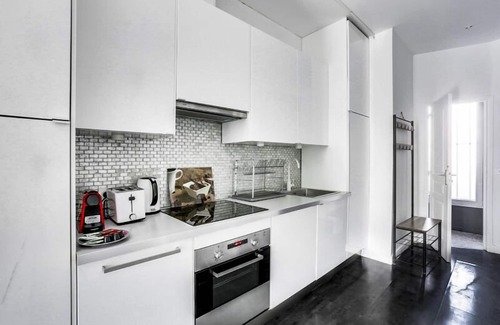 Quartier du Mail Apartment | 193 Suite Devaux - Superb apartment in Paris