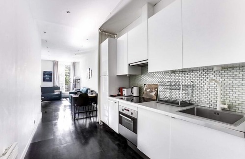 Quartier du Mail Apartment | 193 Suite Devaux - Superb apartment in Paris
