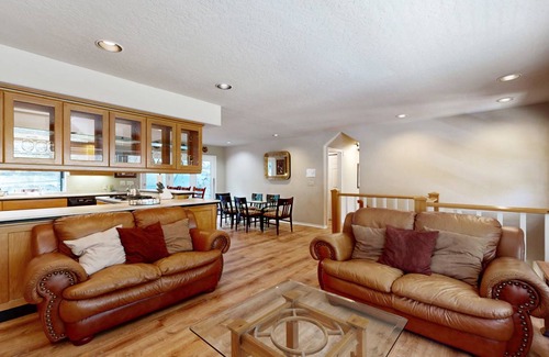 Upper Kingsbury House | 199 m² House ∙ 3 bedrooms ∙ 8 guests