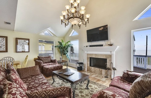 Hershey Beach House | 199 m² House ∙ 4 bedrooms ∙ 12 guests