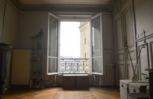 Strasbourg -Saint-Denis Apartment | 19th Century Haussmannian apartment with view of Louis XIV gate to Paris