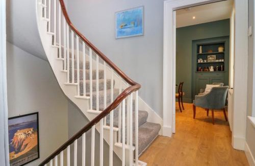 Banff House | 1A Carmelite Street