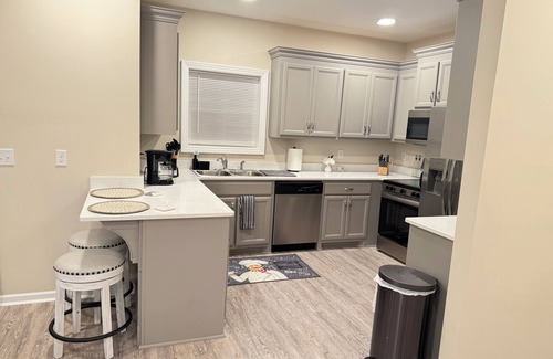 Huntsville Apartment | 1A luxury brand new apartment in hsv near aquatic center, hospitals and mall.