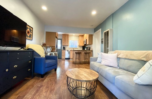 Kings Beach House | 1BD/1BA home 5 min walk to beach, bars and food.
