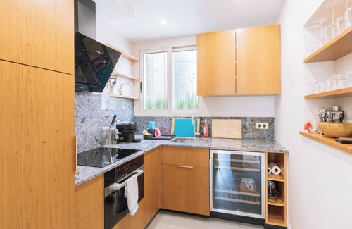 Quartier de la Place-Vendome Apartment | 1BD Apart w/Balcony in Concorde