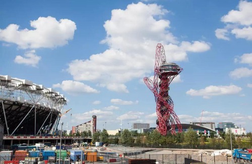 Stratford and New Town Apartment | 1BD Bright Cozy Queen Elizabeth Olympic Park Zne 2