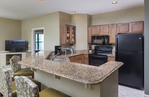 Sevierville Resort | 1Bed/1Bath - Smoky Mountains Retreat! Scenic Views, Pools, and More!