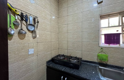 Utako Apartment | 1BEDROOM FLAT at UTAKO ABUJA. 24hrs LIGHT, WIFI & KITCHEN
