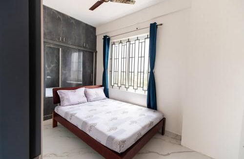 Agara Apartment | 1BHK 2km From Hosa Road Metro with lift 601