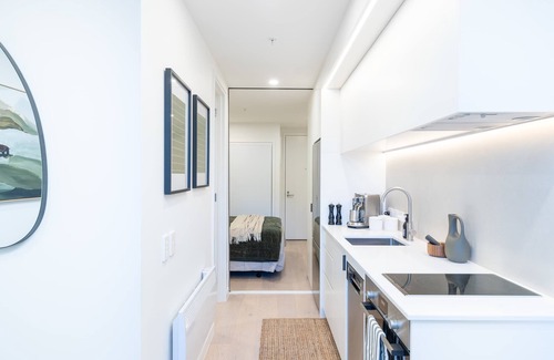 Te Aro Apartment | 1BR Alpha APT - Central Stay, Top Amenities