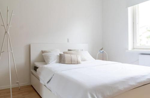 Etelainen District Apartment | 1br apartment with patio in Lauttasaari