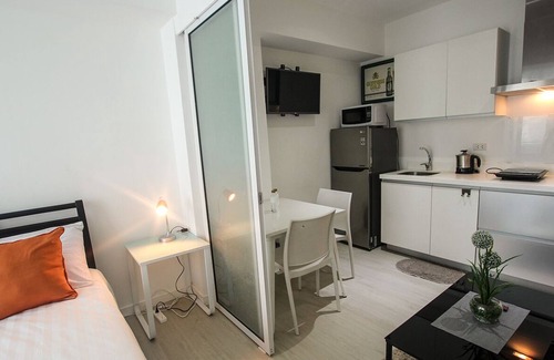 Don Bosco Apartment | 1BR Beach View @ Azure Miami 1107