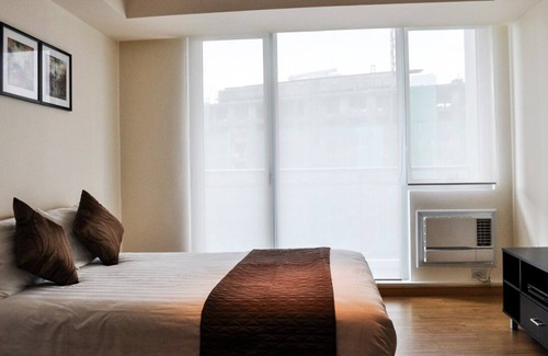 Don Bosco Apartment | 1BR Beach View @ Azure Miami 1706