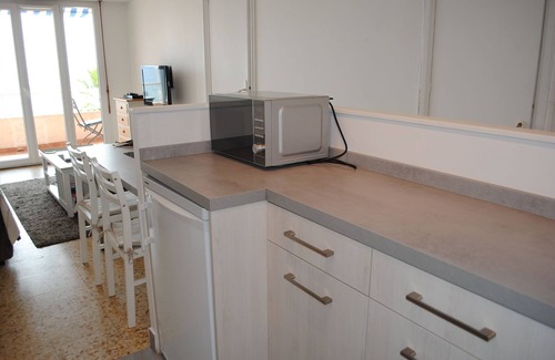 Le Suquet Apartment | 1BR Cannes Sea view-Terrace-Wi/Fi-Air Conditioning