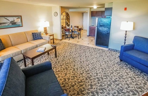 Ocean Drive Condo | 1BR Condo w/Bay Views + Jacuzzi Tub