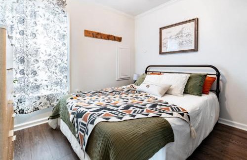 Pass Christian House | 1BR Condo Walk to Beach - Marina Views