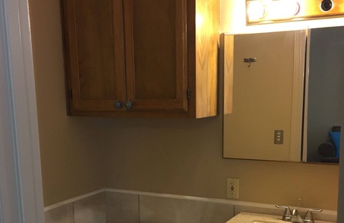Wetmore Cottage | 1BR Cottage Overlooking beautiful Texas creek bed