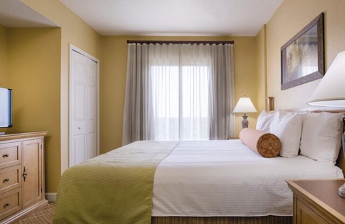 Lake Buena Vista Resort | 1BR-Dlx Inside Disney Gates-5 Pools, Lazy Rivers, Pay 25% Deposit