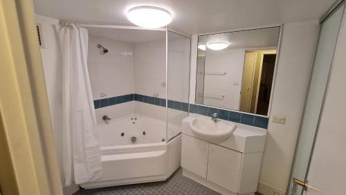 Canberra City Centre Apartment | 1BR Executive Apartment in City Centre