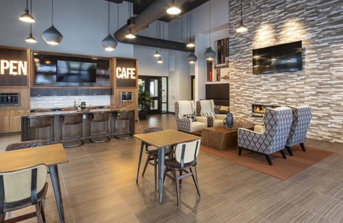 Menlo Park Condo | 1BR Lux. Apartments Near Facebook Headquarters