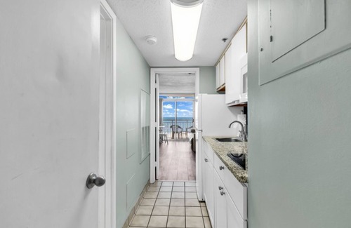 Myrtle Beach Condo | 1BR Oceanfront Condo in Atlantica Resort
