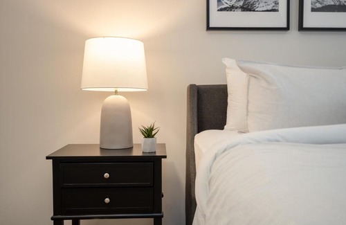 Upper Village House | 1BR Ski-in and ski-out access by Harmony Whistler
