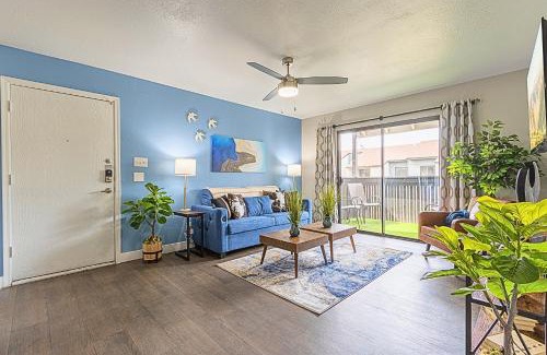 Paradise Valley Village Apartment | 1BR Stone Creek - Walkable Stay with Pool, Family-Friendly - C257