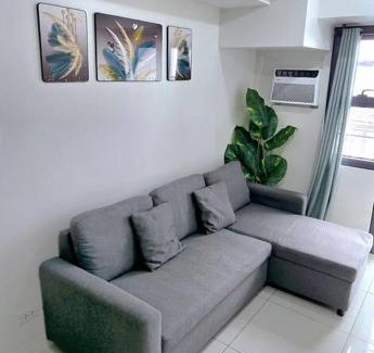 Cebu Apartment | 1BR T2 with Balcony Panoramic View at Horizons 101