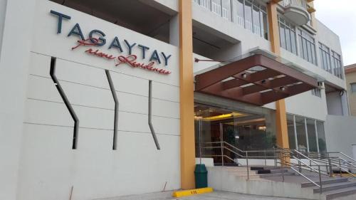 San Jose Apartment | 1BR Tagaytay Haven, Cozy Condo Escape with Pool