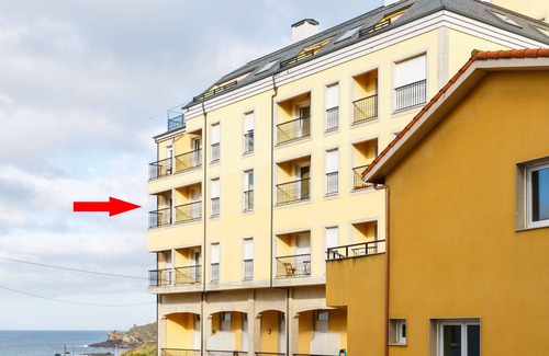Malpica de Bergantinos Apartment | 1J-APARTMENT WITH TERRACE ON THE BEACH