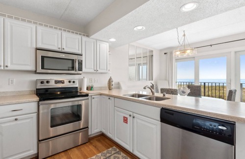 Ocean Cay Condo | 1st Floor, 2 Bed/2 Bath Oceanfront condo sleeps 6.