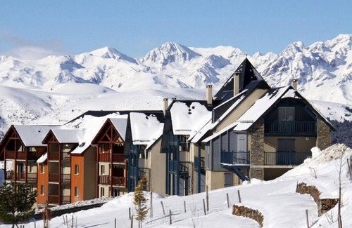 Peyragudes Apartment | 1st floor, balcony, tv, ski locker, 55m², Peyragudes