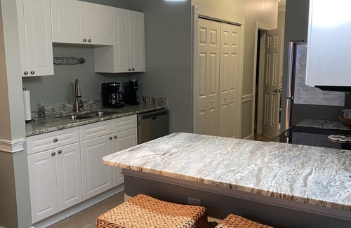 Central Myrtle Beach Condo | 1st Floor Unit W/Patio, Golf Course and Pool View, less than 10 Min to the Beach