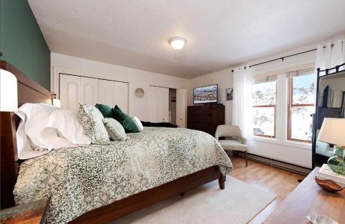 Durango House | 2/2 Ferringway #5